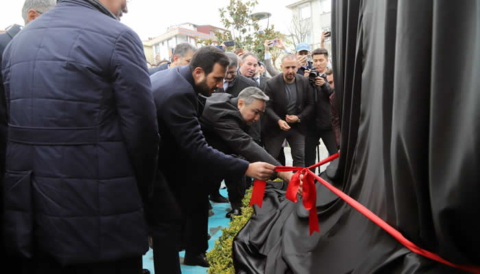 Bağcılar'da Türkiye - Kazakistan Kardeşlik Anıtı açıldı