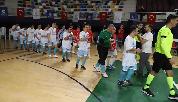 Futsal Takımı Turnuvaya Galibiyetle Başladı