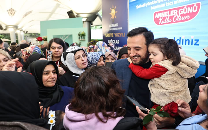 Bağcılar Belediyesi’nden Anneler Günü’ne özel kutlama