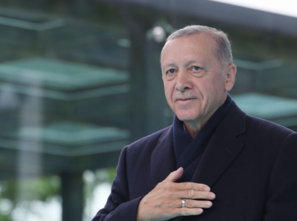 Cumhurbaşkanı Akşam Namazını Eyüpsultan Camisin'de Kıldı